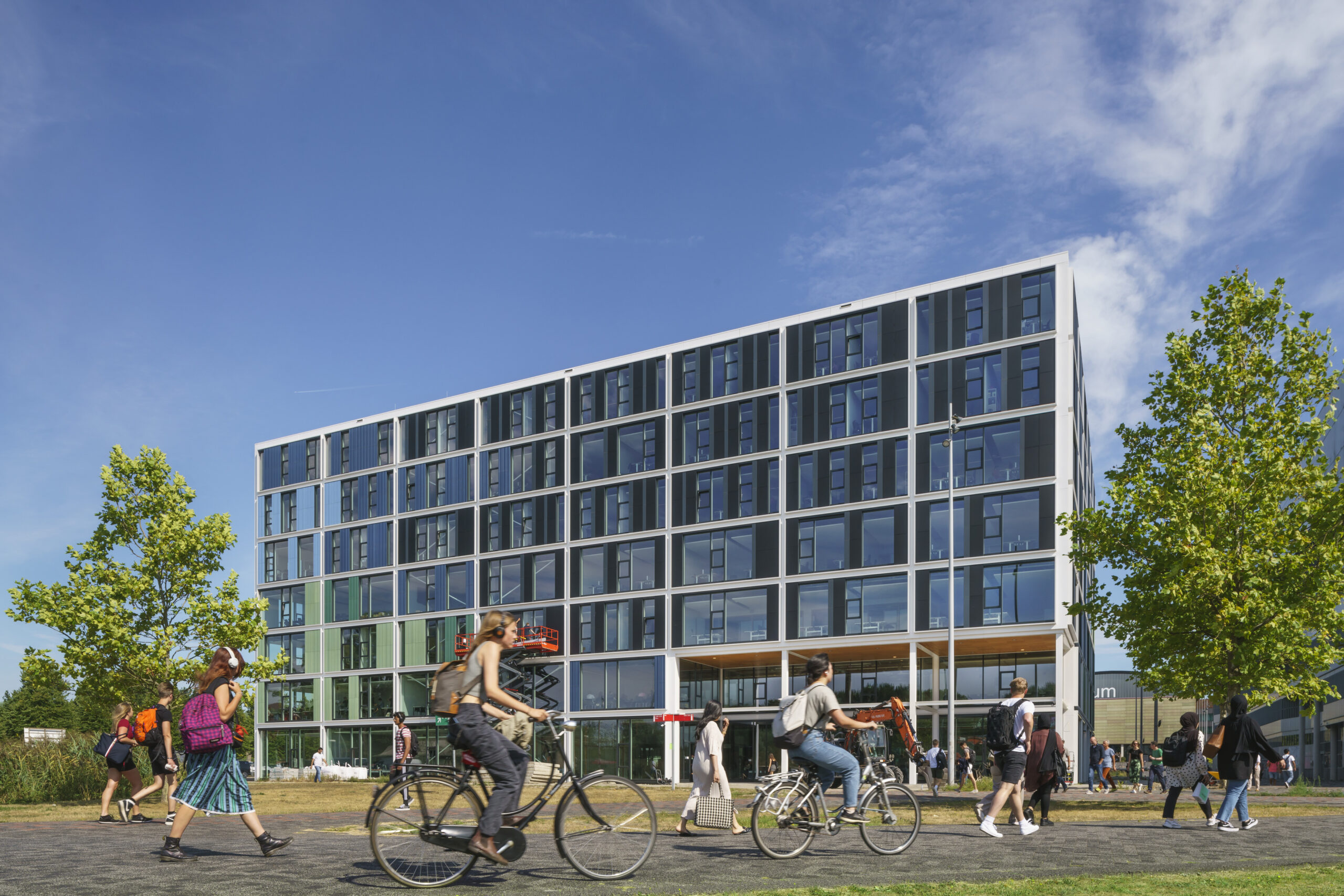 LAB42 by Benthem Crouwel Architects Exterior_2