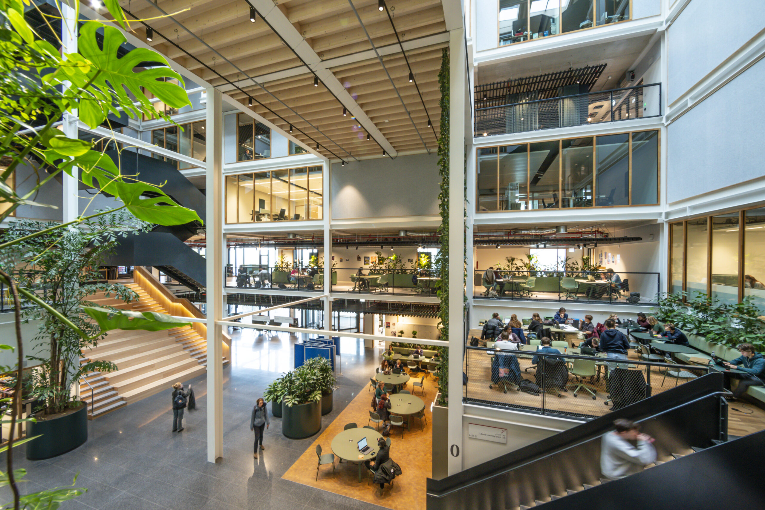 LAB42 by Benthem Crouwel Architects Interior_6