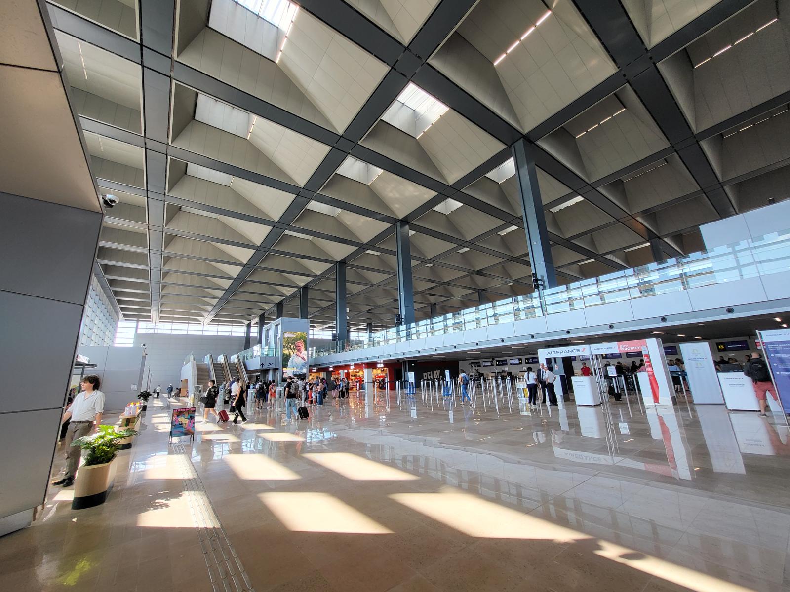 POR - ESDA26 - Marseille airport - archi 2